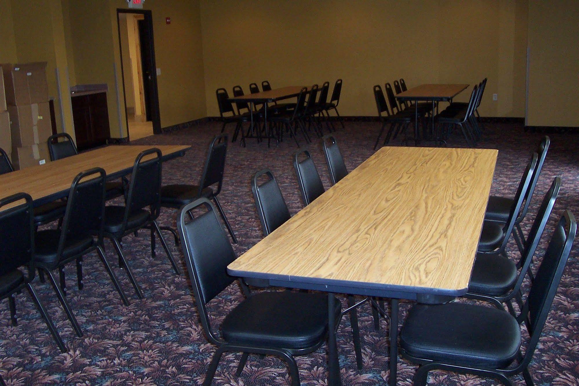 Comfort Inn & Suites Weston - Wausau Exterior photo